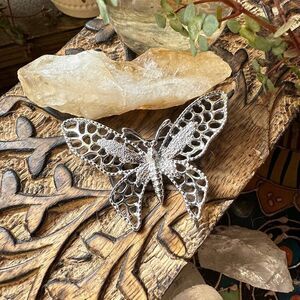 Vintage Sarah Coventry Silver Tone Filigree Madame Butterfly Brooch